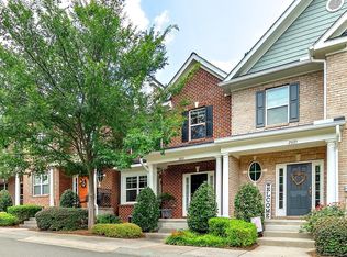 2033 Weston Green Loop, Cary, NC 27513