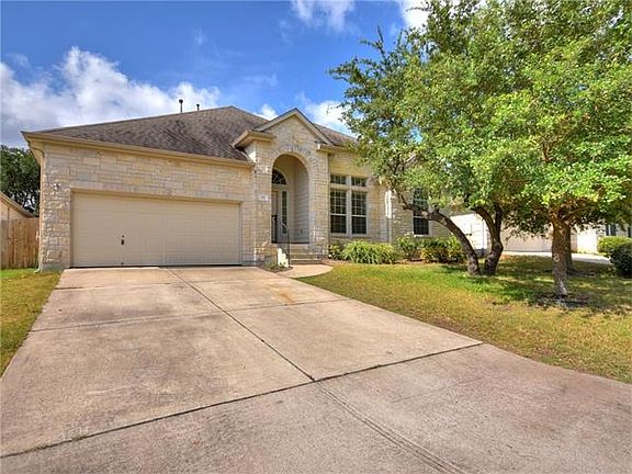 3rd image of 321 Canterbury Dr