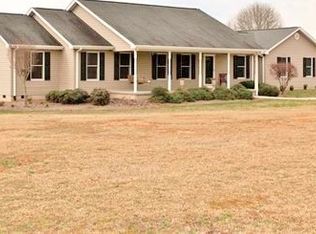 1243 Return Church Rd, Seneca, SC 29678