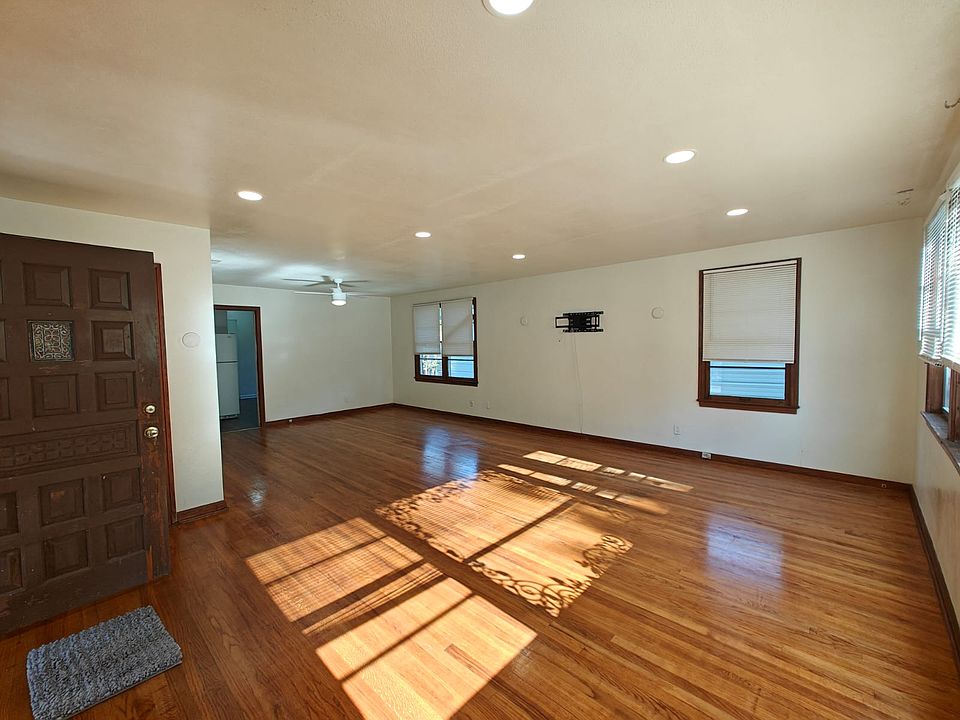 1st image of 941 Kenmore St