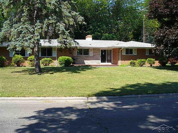 2nd image of 665 Wilson Ave