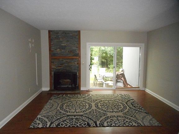 2nd image of 96 Twin Lakes Dr