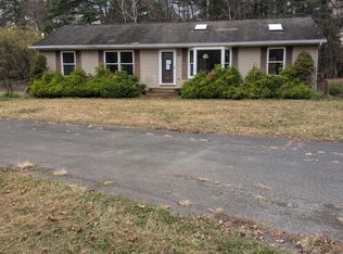 15 Valk Rd, Saugerties, NY 12477