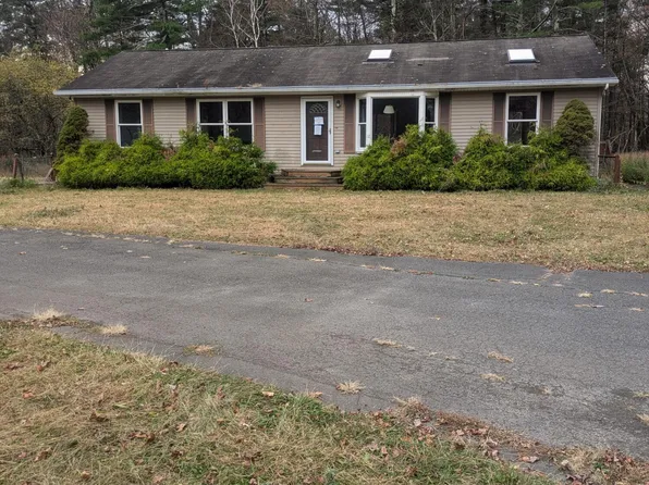 15 Valk Road, Saugerties, NY 12477