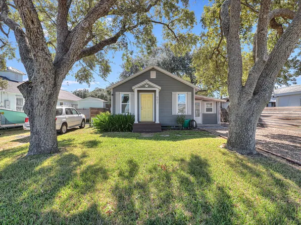 (undisclosed Address), Rockport, TX 78382