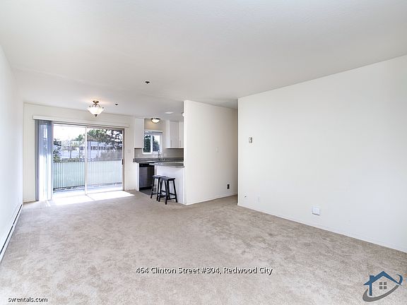 4th image of 464 Clinton St APT 304