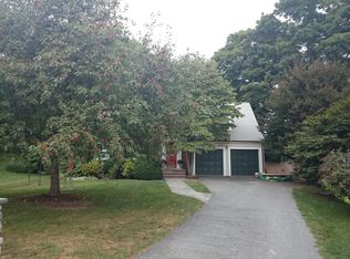 19 Pond Cir, Jamaica Plain, MA 02130