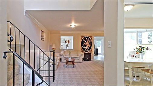 3rd image of 3239 Holly Berry Ct