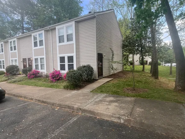 1823 Charles Ct, Charlottesville, VA 22911