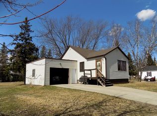 121 5th Ave NW, Baudette, MN 56623