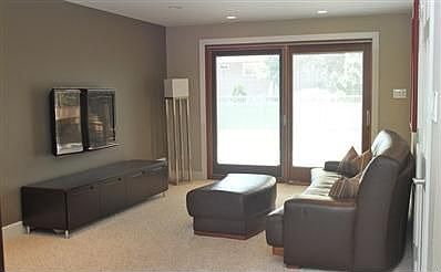 2nd image of 158 N Cady Dr