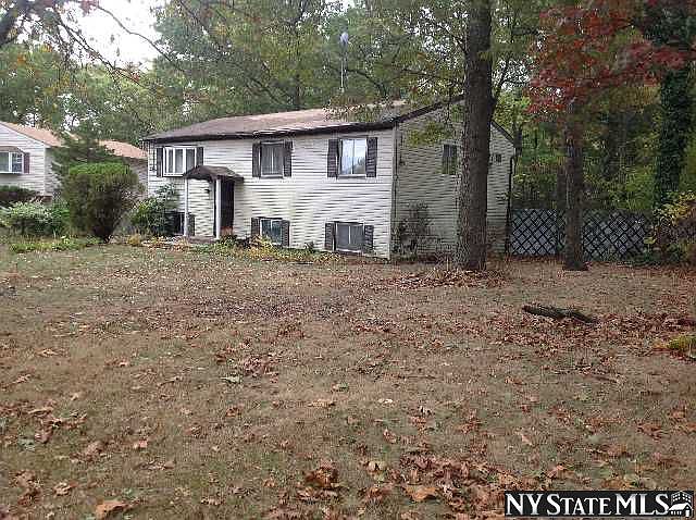 2nd image of 162 Brooklyn Ave