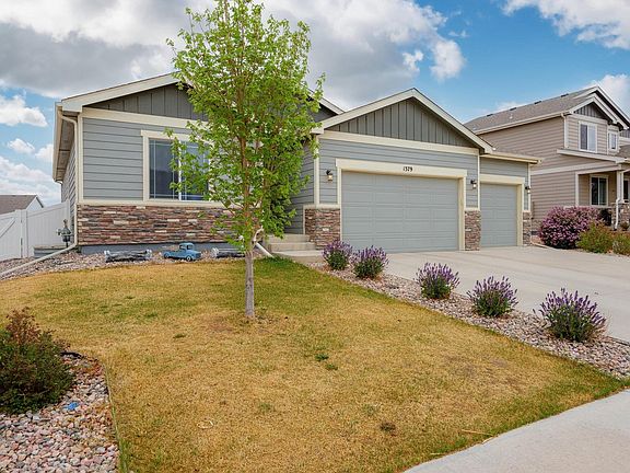 3rd image of 1379 Cimarron Cir