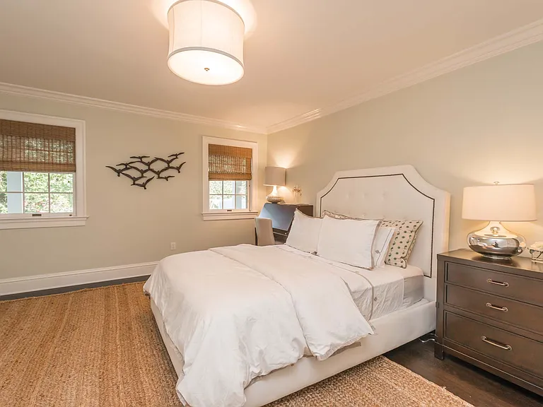 20 Millfarm Ln — Photo 17