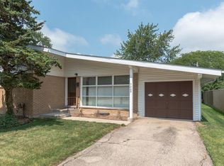 7228 Foster St, Morton Grove, IL 60053