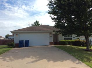 2403 SW Pawnee Pl, Bentonville, AR 72712