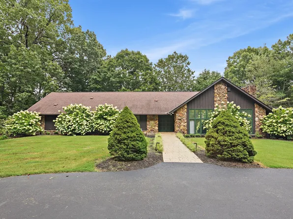 100 Druid Hills Dr, Dickson, TN 37055