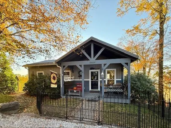 683 Cascade Trl, Fancy Gap, VA 24328