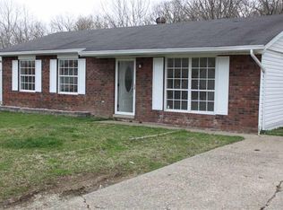8134 Ray Dr, Ashland, KY 41102