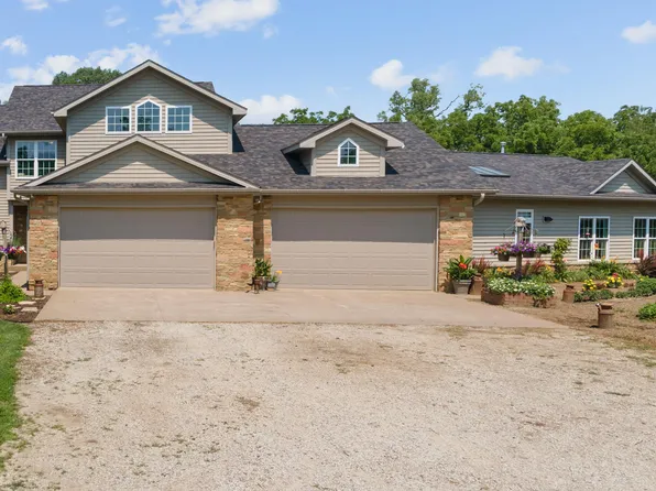 1533 245th St, Letts, IA 52754