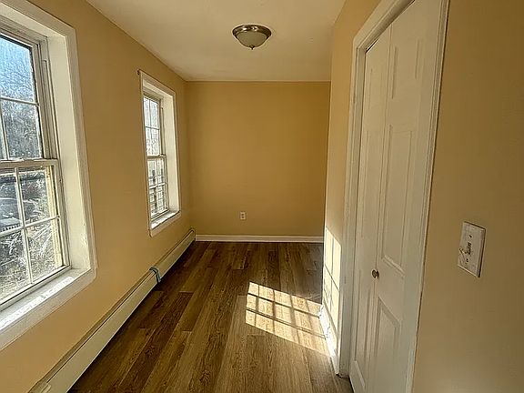 2nd image of 128 E Holsman St #5D
