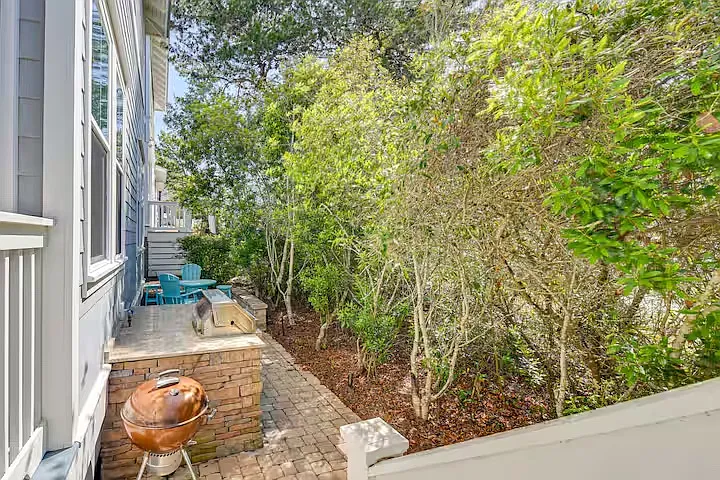 403 Gulfview Cir — Photo 21