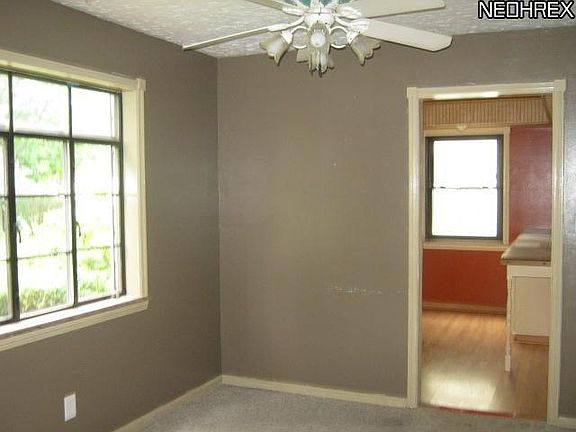 2nd image of 25594 Chatworth Dr