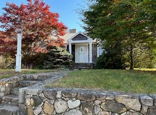 14 Connecticut Ave, Dartmouth, MA 02747