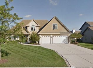 W49N648 Cedar Reserve Cir, Cedarburg, WI 53012