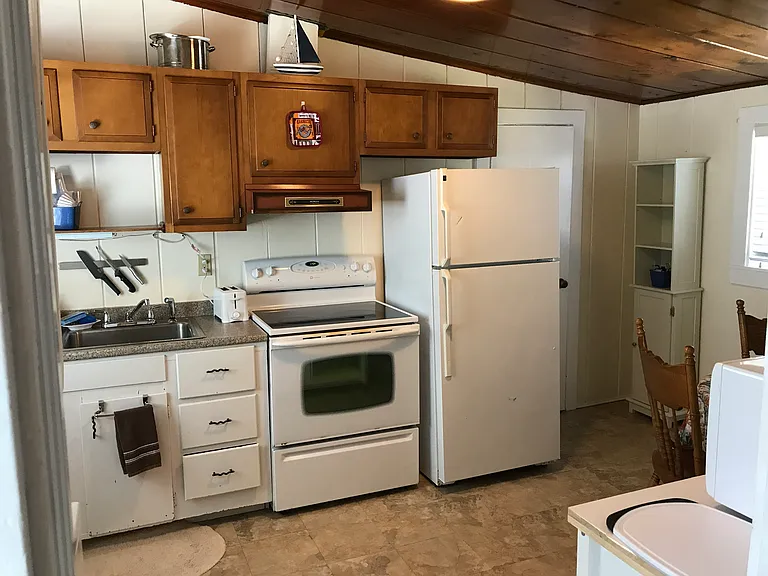 38 Warren Ave #B — Photo 9