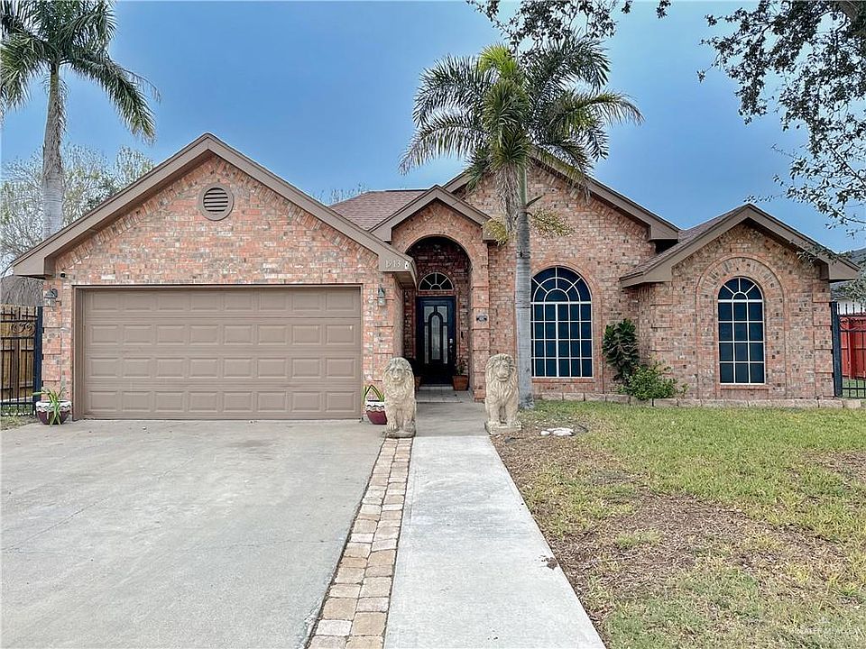 1st image of 1913 Ascot Dr