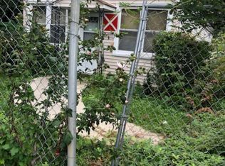 519 S Bayview Ave, Freeport, NY 11520