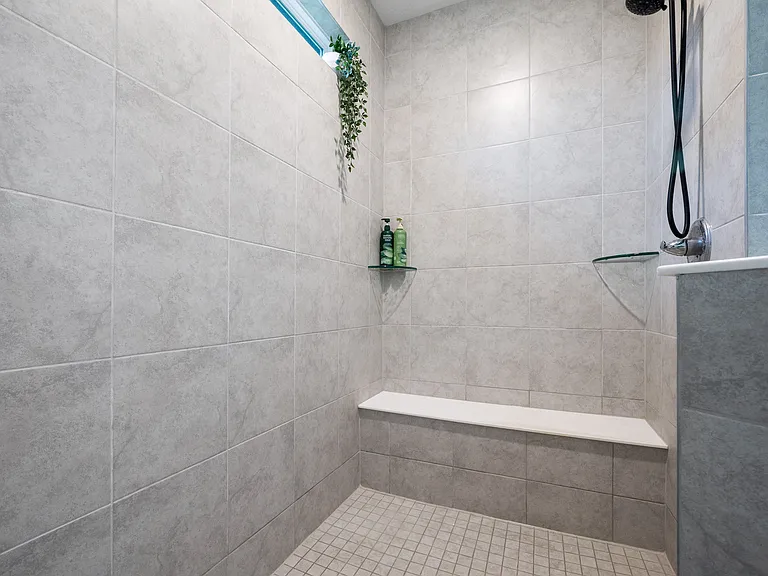 10810 Cornell St — Photo 20