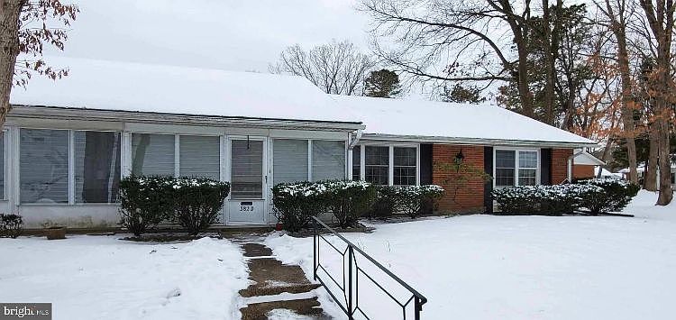 1st image of 382 Chatham Ct