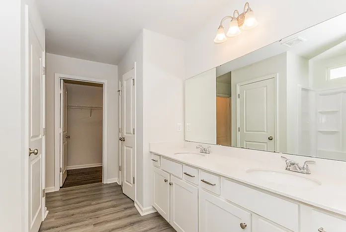 256 Clydesdale Cir — Photo 10