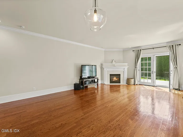 26 Edgewood Ave #1 — Photo 12