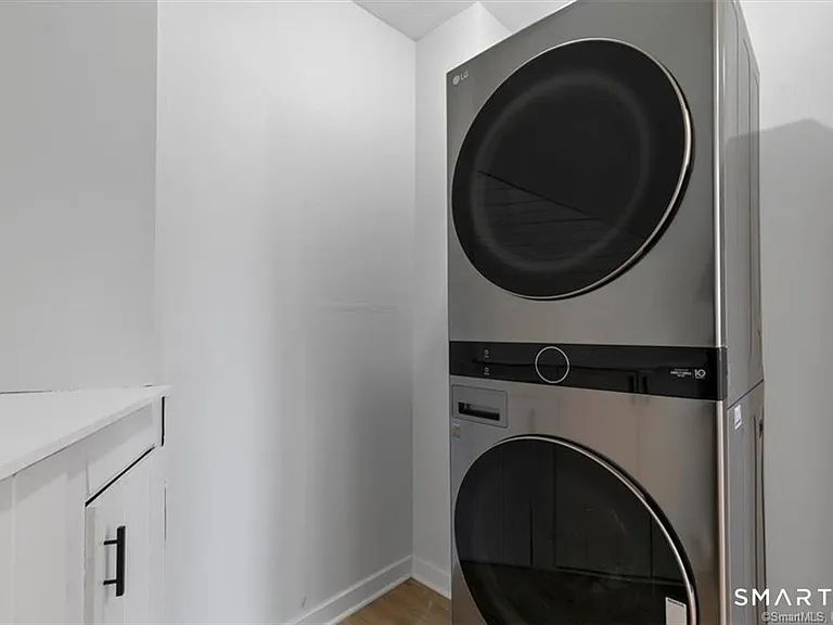 19 Willard St #3 — Photo 10