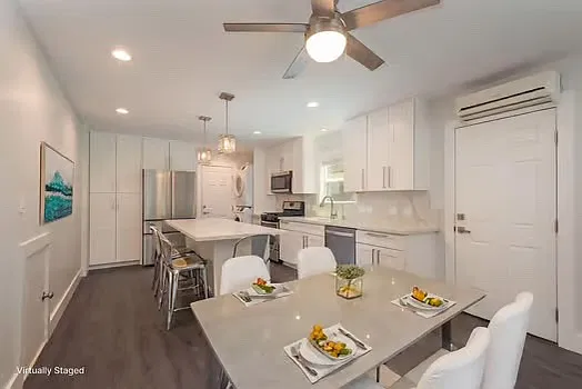 113 N Alvarado St — Photo 2