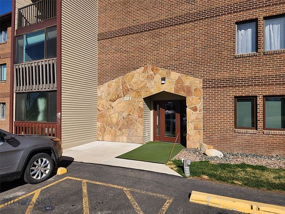 2nd image of 301 20th Ave S APT 11