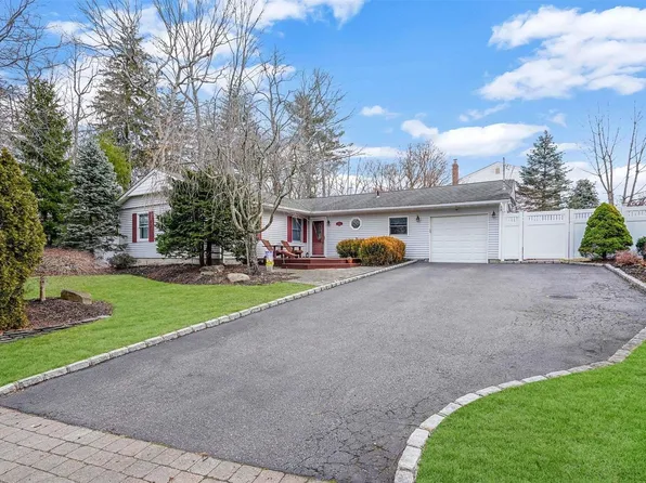 2865 Pond Road, Ronkonkoma, NY 11779