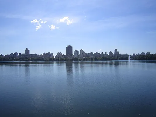 Rented by Immac Realty | media 33