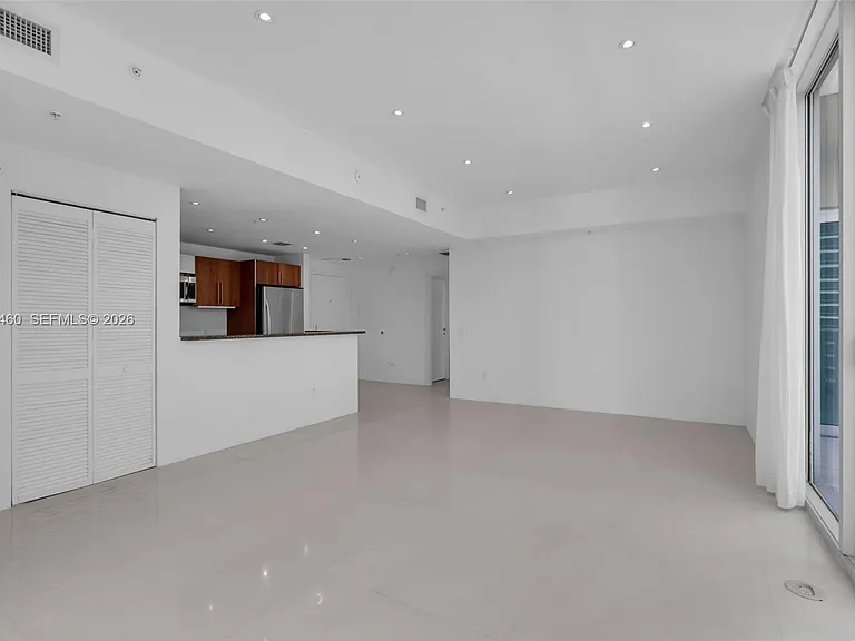 300 S Biscayne Blvd #T-3702 — Photo 8