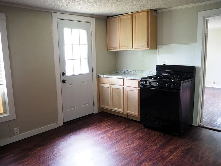 1225 Norman St — Photo 5