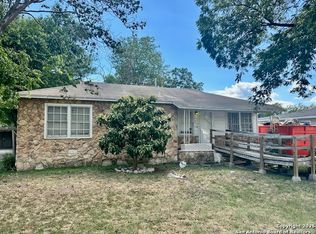 2530 W Woodlawn Ave, San Antonio, TX 78228