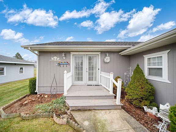 2nd image of 14581 Glenbeigh Ln