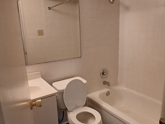 5th image of 3735 Hickory House Ln APT 3