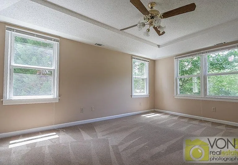 5259 Springtide Ln — Photo 8