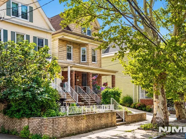116 5th Street, Bayonne, NJ 07002