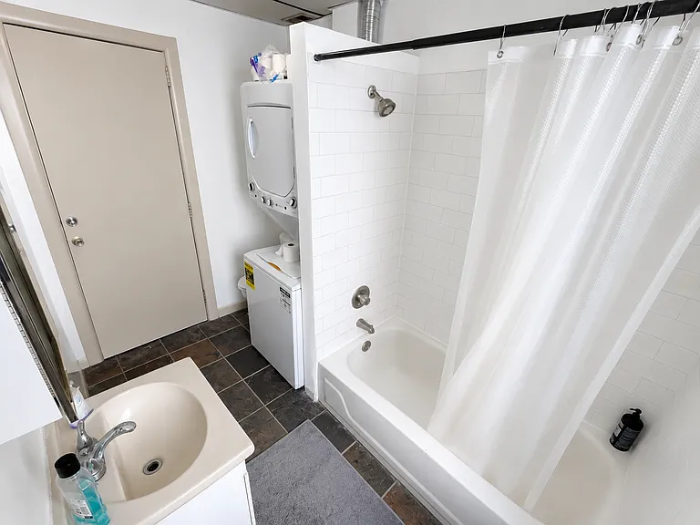 4712 Woodland Ave #3 — Photo 7