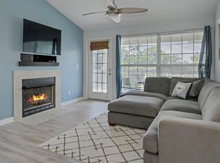 700 Daniel Ellis Dr #303, Charleston, SC 29412